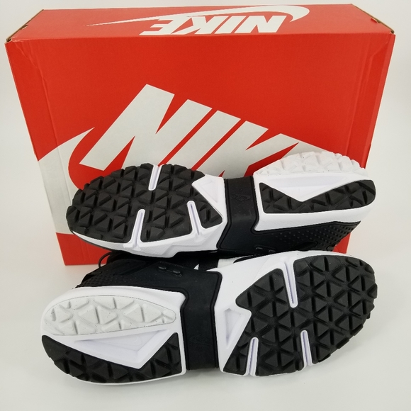 Nike Air Huarache Gripp AO1730-005 Black and White - Picture 5 of 6